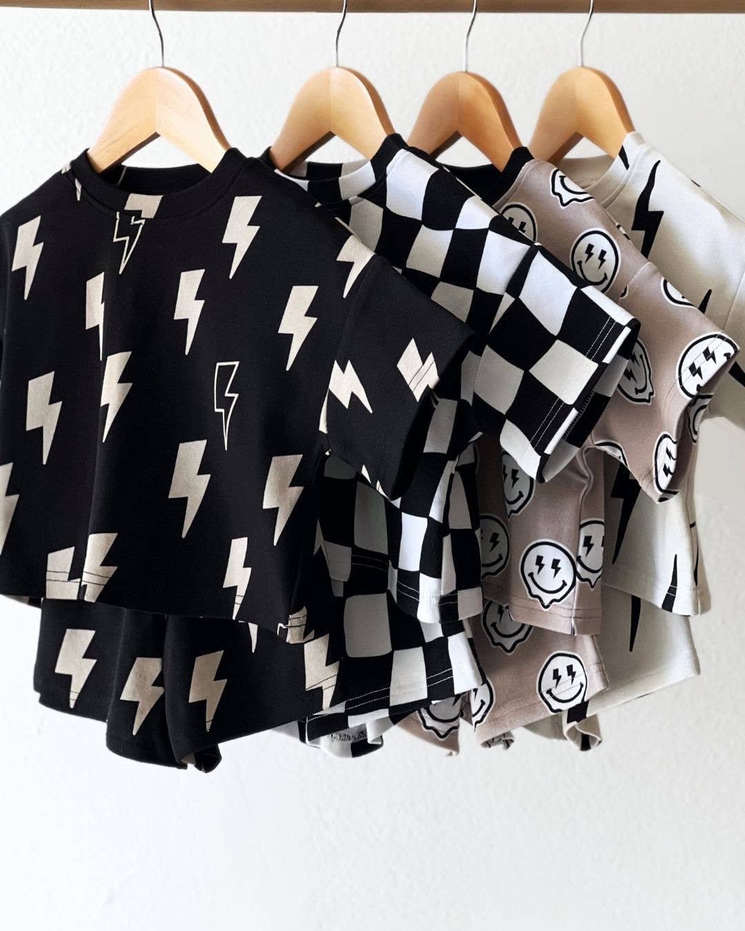 Lucky Panda Kids - Shorts Set | Black Bolts: 3T