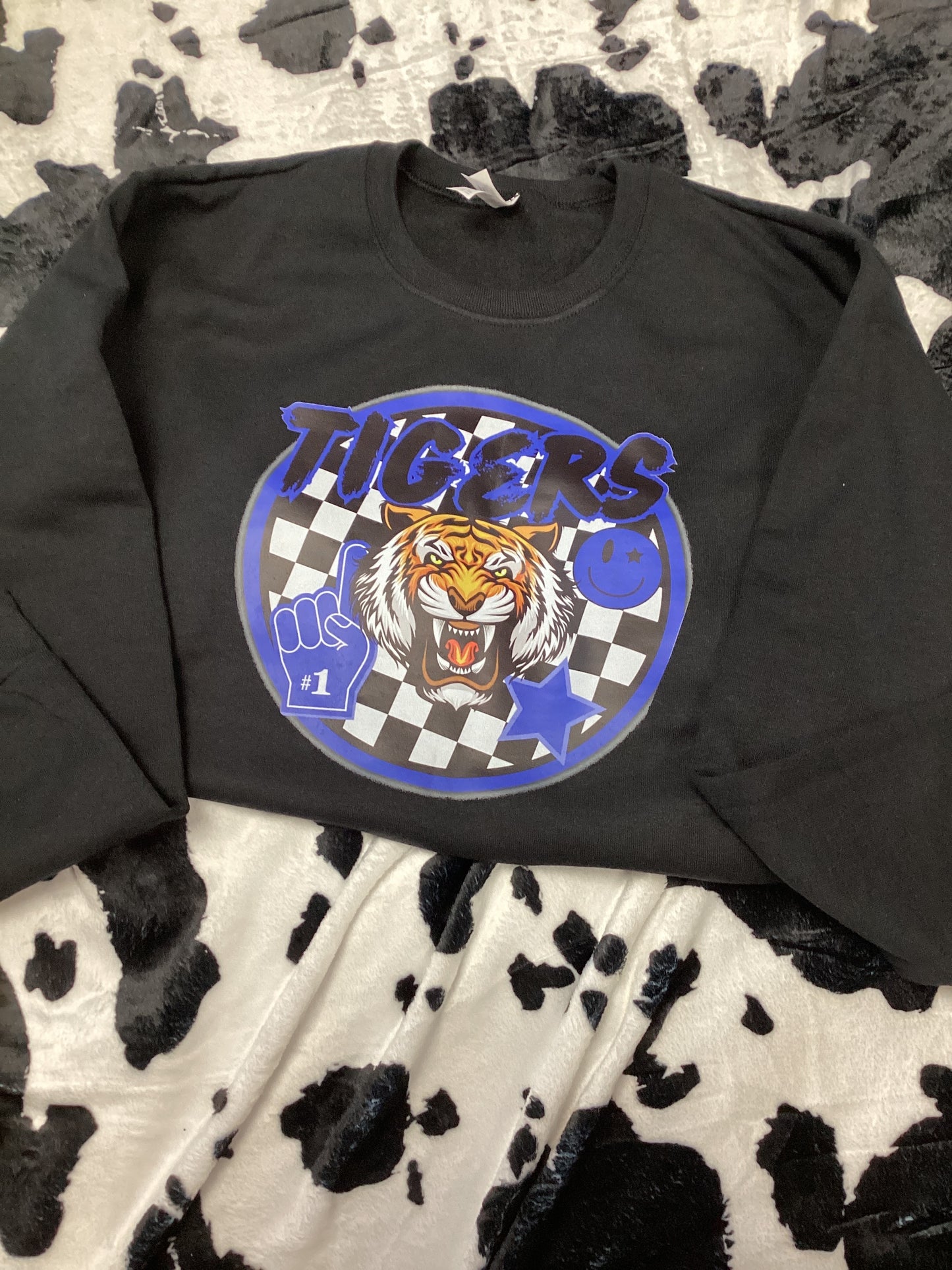 Blue tiger Crew -Youth