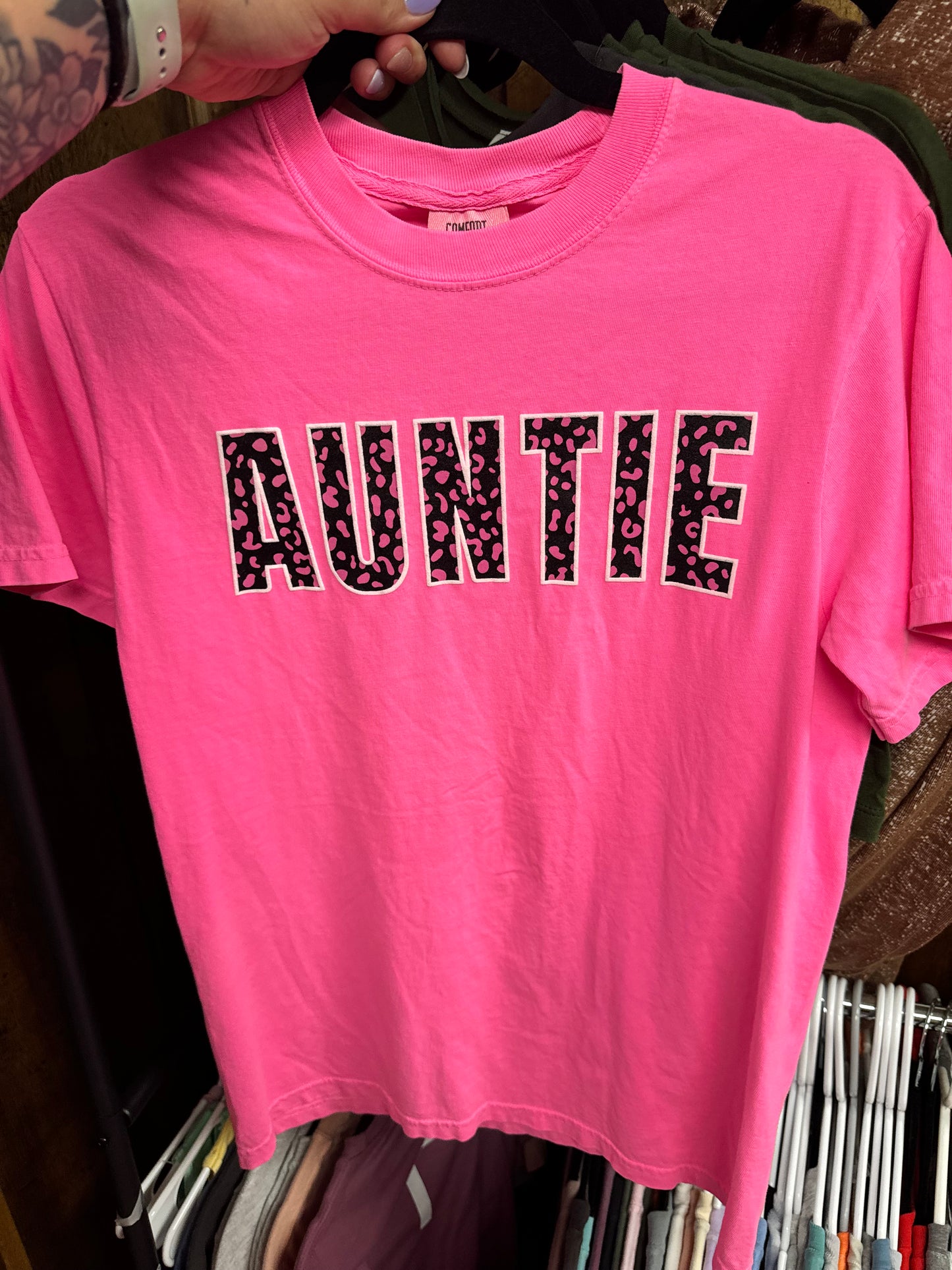 Auntie Puff tee- Small